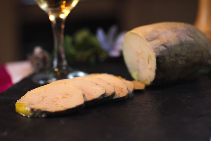 FOIE GRAS DE CANARD ENTIER MI CUIT